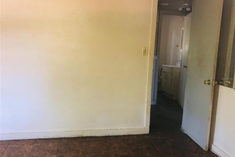 Casa en alquiler en Wildwood, Florida, 2 dormitorios, 62.43 m2 № 1842053 - foto 5