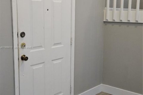 Villa ou maison à louer à Delray Beach, Floride: 4 chambres, 214.6 m2 № 2060987 - photo 3