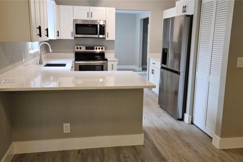Villa ou maison à louer à Delray Beach, Floride: 4 chambres, 214.6 m2 № 2060987 - photo 10