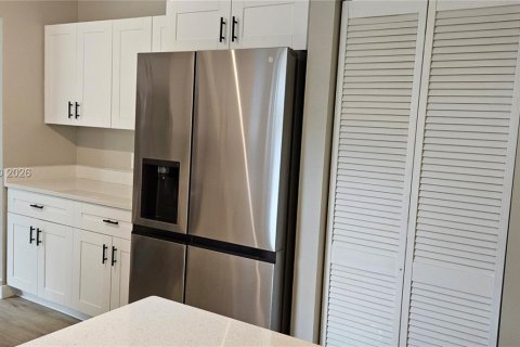 Villa ou maison à louer à Delray Beach, Floride: 4 chambres, 214.6 m2 № 2060987 - photo 13