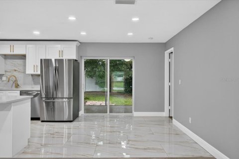 Casa en venta en Clearwater, Florida, 4 dormitorios, 184.88 m2 № 2150237 - foto 16