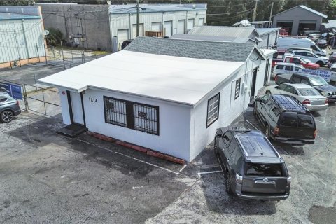Купить коммерческую недвижимость в Сеффнер, Флорида 777.87м2, № 2371016 - фото 10