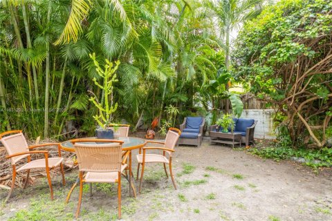 Copropriété à vendre à Miami Beach, Floride: 2 chambres, 104.61 m2 № 1809365 - photo 25