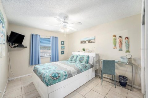 Copropriété à vendre à Indian Rocks Beach, Floride: 2 chambres, 103.31 m2 № 1536294 - photo 8