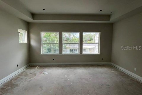 House in Orlando, Florida 5 bedrooms, 319.68 sq.m. № 2129060 - photo 11