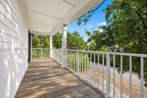 House in Key Largo, Florida 3 bedrooms № 2424681 - photo 26