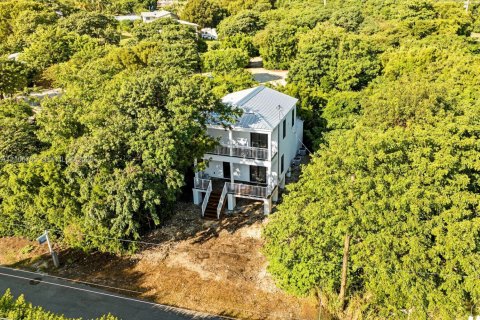 House in Key Largo, Florida 3 bedrooms № 2424681 - photo 27