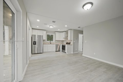 House in Key Largo, Florida 3 bedrooms № 2424681 - photo 6