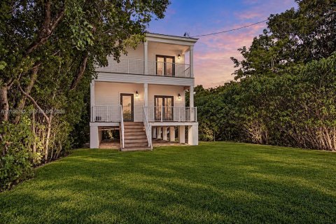 House in Key Largo, Florida 3 bedrooms № 2424681