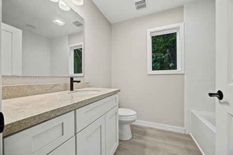 House in Key Largo, Florida 3 bedrooms № 2424681 - photo 13