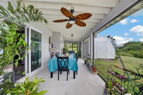 House in Port Charlotte, Florida 2 bedrooms, 95.13 sq.m. № 2284927 - photo 23