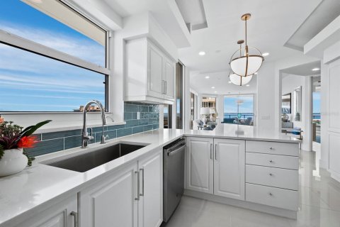 Copropriété à vendre à Longboat Key, Floride: 3 chambres, 209.03 m2 № 1720795 - photo 17
