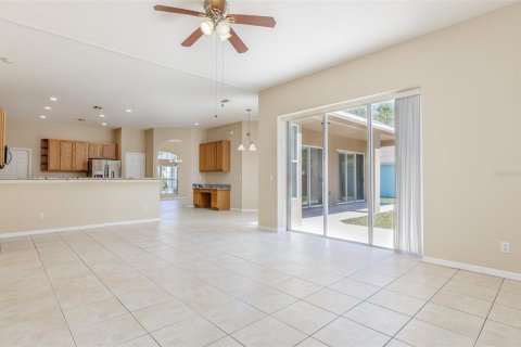 Villa ou maison à vendre à Citrus Springs, Floride: 4 chambres, 228.26 m2 № 1642565 - photo 11