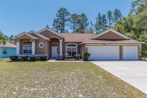 Villa ou maison à vendre à Citrus Springs, Floride: 4 chambres, 228.26 m2 № 1642565 - photo 1