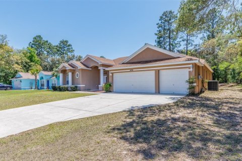 Villa ou maison à vendre à Citrus Springs, Floride: 4 chambres, 228.26 m2 № 1642565 - photo 26