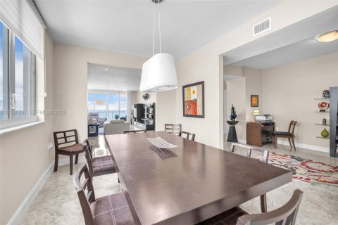Copropriété à vendre à Pompano Beach, Floride: 3 chambres, 241.45 m2 № 2253558 - photo 6