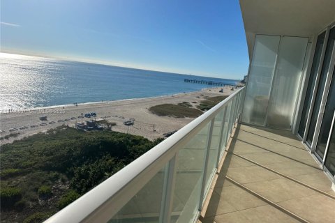 Copropriété à vendre à Pompano Beach, Floride: 3 chambres, 241.45 m2 № 2253558 - photo 17