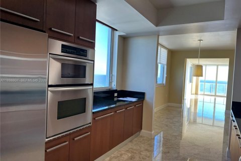 Copropriété à vendre à Pompano Beach, Floride: 3 chambres, 241.45 m2 № 2253558 - photo 14
