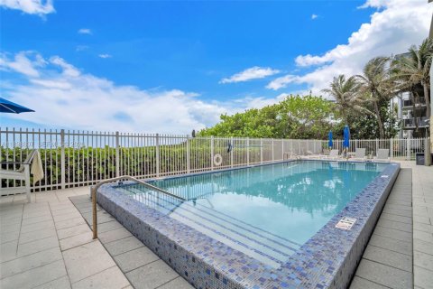 Copropriété à vendre à Pompano Beach, Floride: 3 chambres, 241.45 m2 № 2253558 - photo 12
