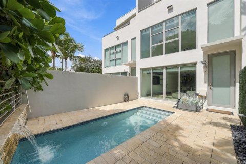 Touwnhouse à vendre à Fort Lauderdale, Floride: 3 chambres, 264.77 m2 № 2393226 - photo 3