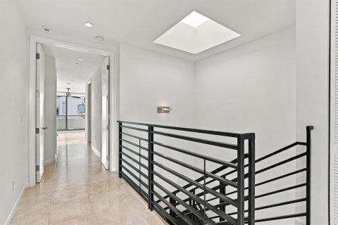 Touwnhouse à vendre à Fort Lauderdale, Floride: 3 chambres, 264.77 m2 № 2393226 - photo 21