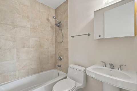 Touwnhouse à vendre à Fort Lauderdale, Floride: 3 chambres, 264.77 m2 № 2393226 - photo 19