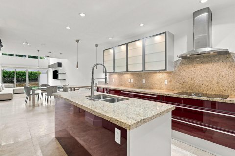 Touwnhouse à vendre à Fort Lauderdale, Floride: 3 chambres, 264.77 m2 № 2393226 - photo 10