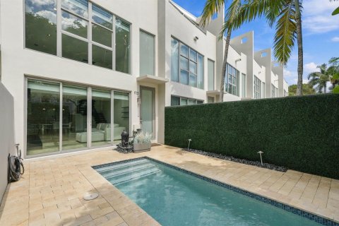 Touwnhouse à Fort Lauderdale, Floride 3 chambres, 264.77 m2 № 2393226