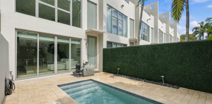 Touwnhouse à Fort Lauderdale, Floride 3 chambres, 264.77 m2 № 2393226