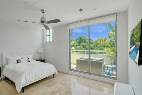 Touwnhouse à vendre à Fort Lauderdale, Floride: 3 chambres, 264.77 m2 № 2393226 - photo 17
