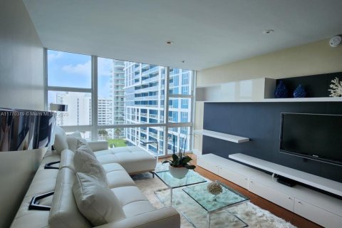 Condo in Miami Beach, Florida, 1 bedroom  № 2033784 - photo 20