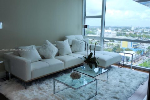 Condo in Miami Beach, Florida, 1 bedroom  № 2033784 - photo 21