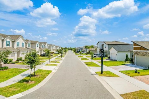 Townhouse in Kissimmee, Florida 3 bedrooms, 135.64 sq.m. № 2212504 - photo 27