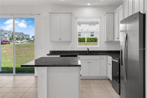Townhouse in Kissimmee, Florida 3 bedrooms, 135.64 sq.m. № 2212504 - photo 7