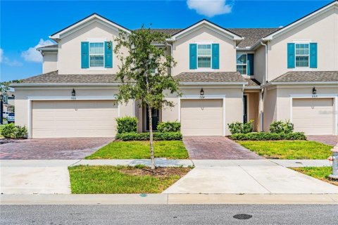 Townhouse in Kissimmee, Florida 3 bedrooms, 135.64 sq.m. № 2212504 - photo 2