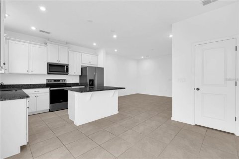 Townhouse in Kissimmee, Florida 3 bedrooms, 135.64 sq.m. № 2212504 - photo 8