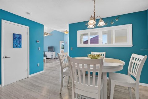 Condo in Saint Augustine, Florida, 2 bedrooms № 2393922 - photo 19