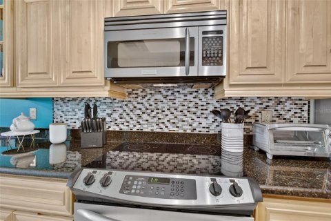 Condo in Saint Augustine, Florida, 2 bedrooms № 2393922 - photo 23
