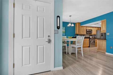 Condo in Saint Augustine, Florida, 2 bedrooms № 2393922 - photo 17