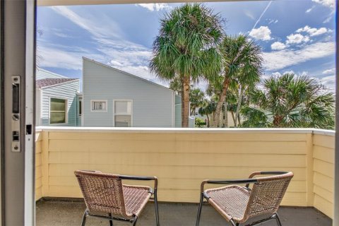 Condo in Saint Augustine, Florida, 2 bedrooms № 2393922 - photo 12