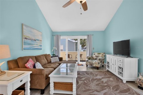 Condo in Saint Augustine, Florida, 2 bedrooms № 2393922 - photo 8