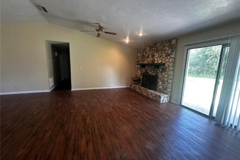 Casa en alquiler en Ocala, Florida, 3 dormitorios, 191.75 m2 № 1901725 - foto 3