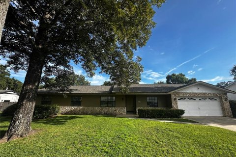 Casa en alquiler en Ocala, Florida, 3 dormitorios, 191.75 m2 № 1901725 - foto 1
