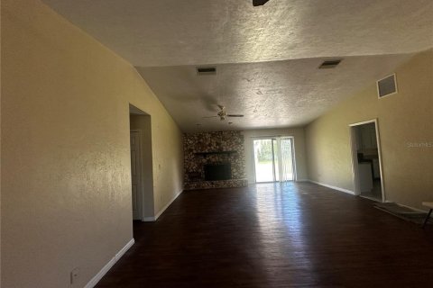 Casa en alquiler en Ocala, Florida, 3 dormitorios, 191.75 m2 № 1901725 - foto 2