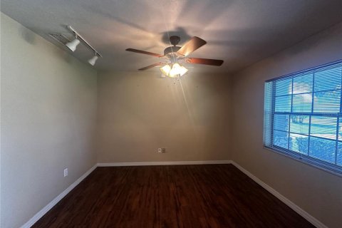 Casa en alquiler en Ocala, Florida, 3 dormitorios, 191.75 m2 № 1901725 - foto 6