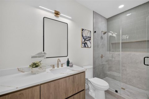 Villa ou maison à vendre à Tampa, Floride: 4 chambres, 201.04 m2 № 2427619 - photo 7