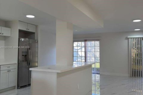 Adosado en alquiler en Plantation, Florida, 3 dormitorios, 201.6 m2 № 2017724 - foto 22