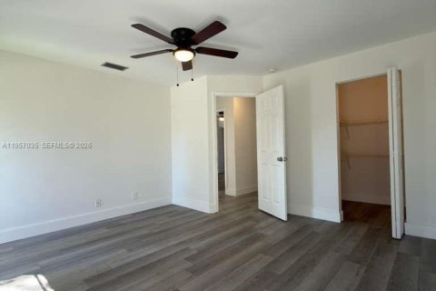 Adosado en alquiler en Plantation, Florida, 3 dormitorios, 201.6 m2 № 2017724 - foto 8