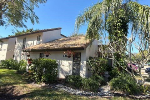 Adosado en alquiler en Plantation, Florida, 3 dormitorios, 201.6 m2 № 2017724 - foto 2