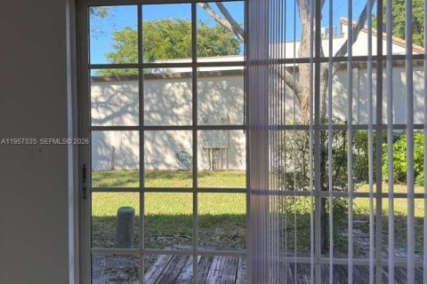 Adosado en alquiler en Plantation, Florida, 3 dormitorios, 201.6 m2 № 2017724 - foto 6